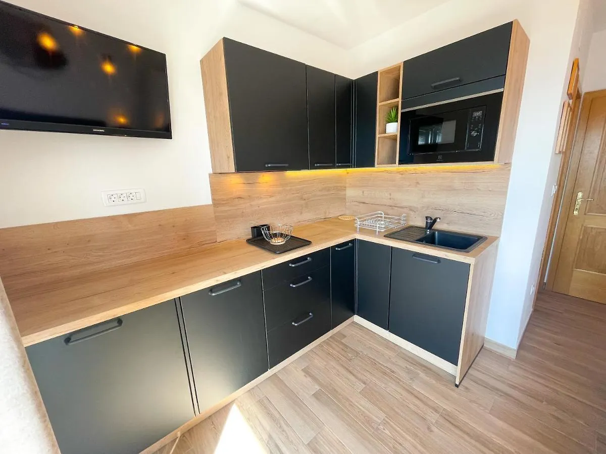 Apartments Kira Dramalj