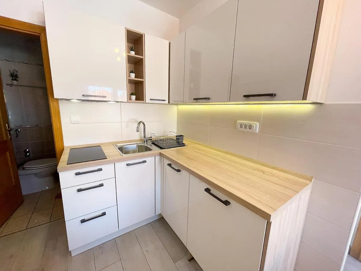 Apartments Kira Dramalj