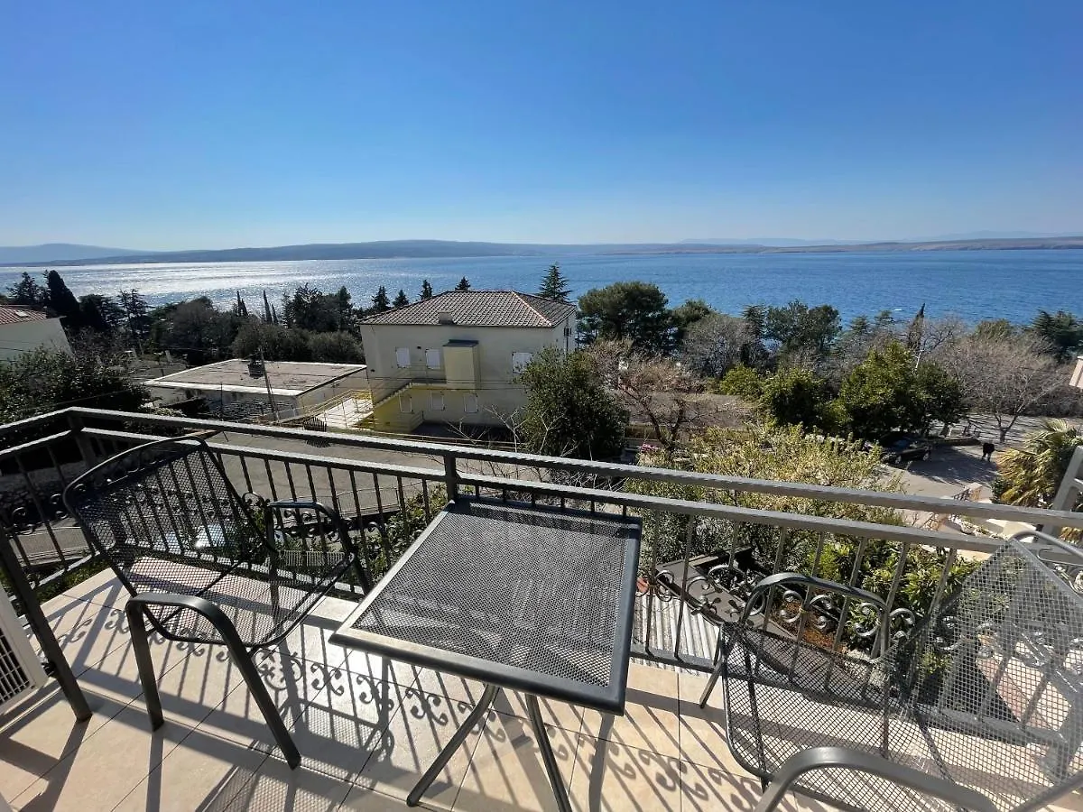 Apartments Kira Dramalj 0*,  Κροατία