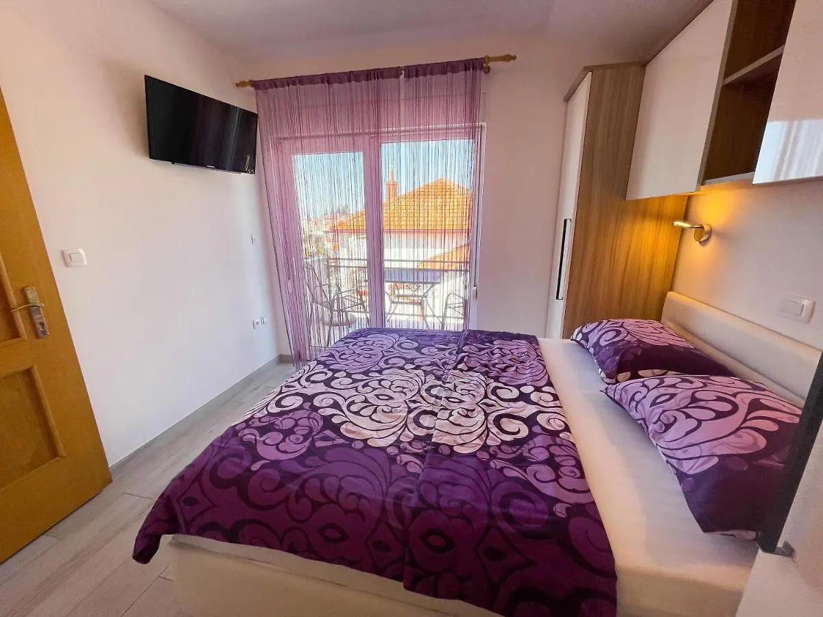 Apartments Kira Dramalj