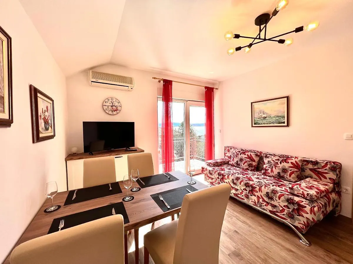 Apartments Kira Dramalj 0*,  Κροατία